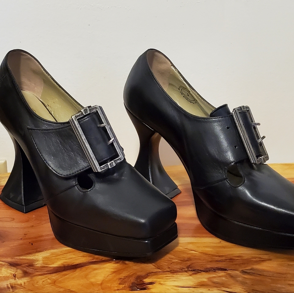Fluevog Munster size 9